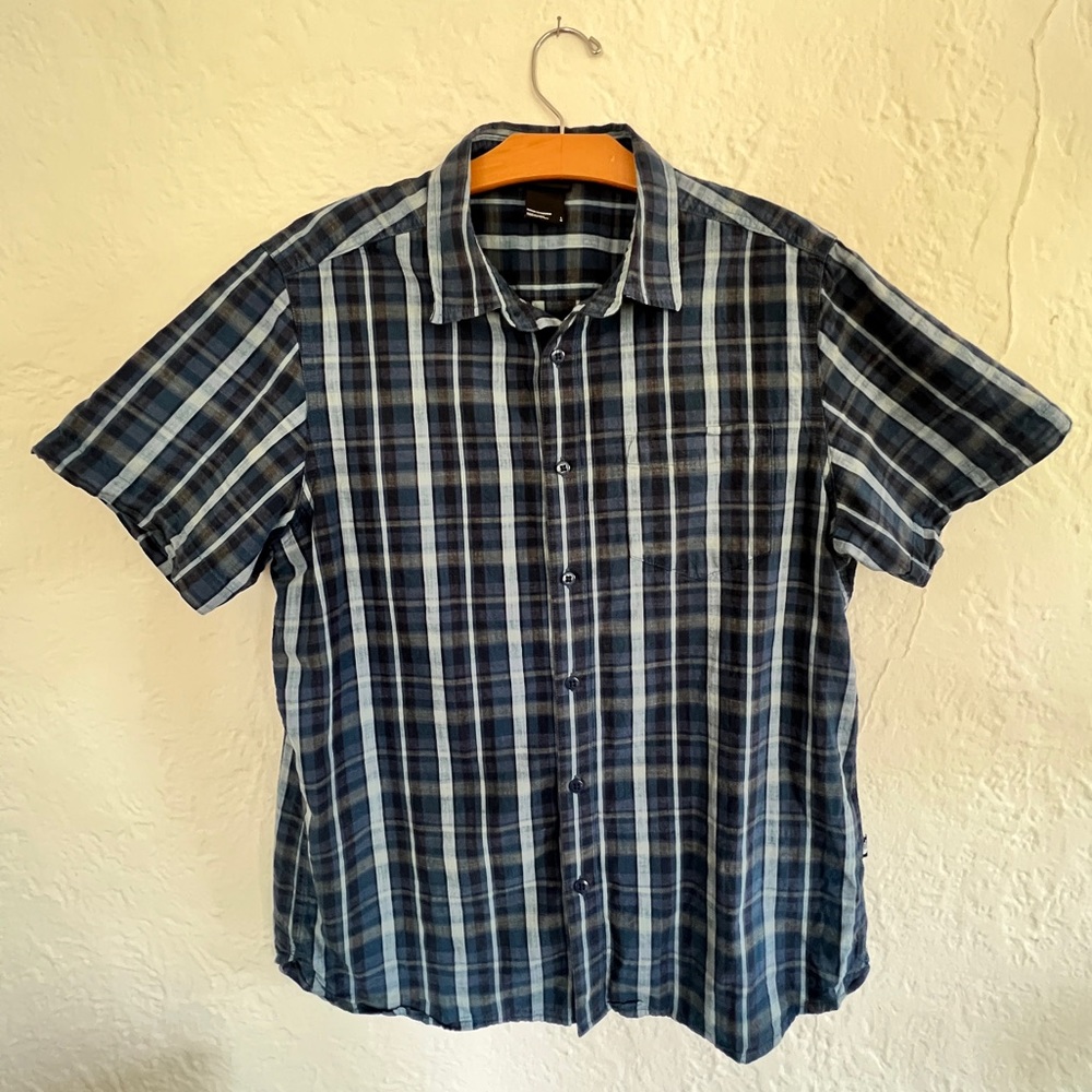 North Face Button Down - Short Sleeve - image 1